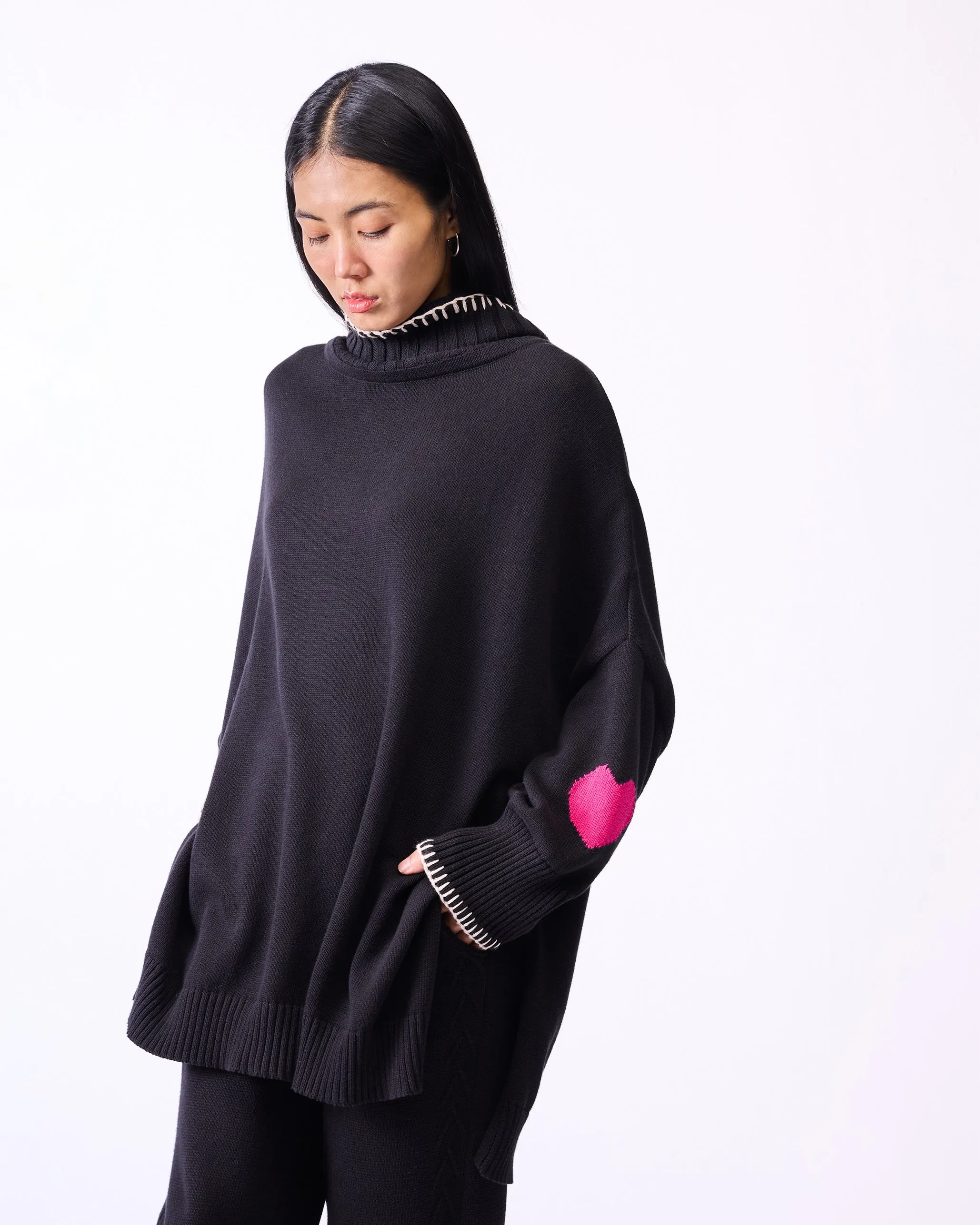 Raven Turtle Neck Sweater - Black